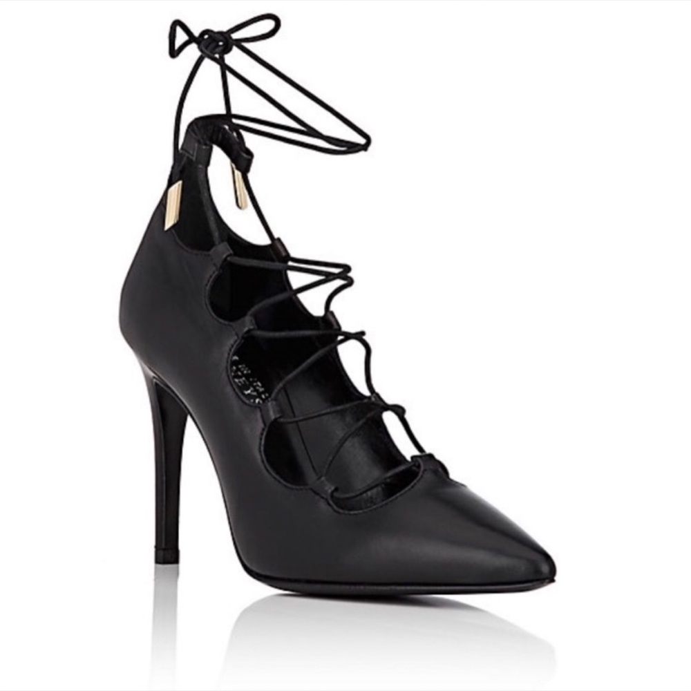 BARNEYS NEW YORK LEATHER LACE-UP PUMPS.